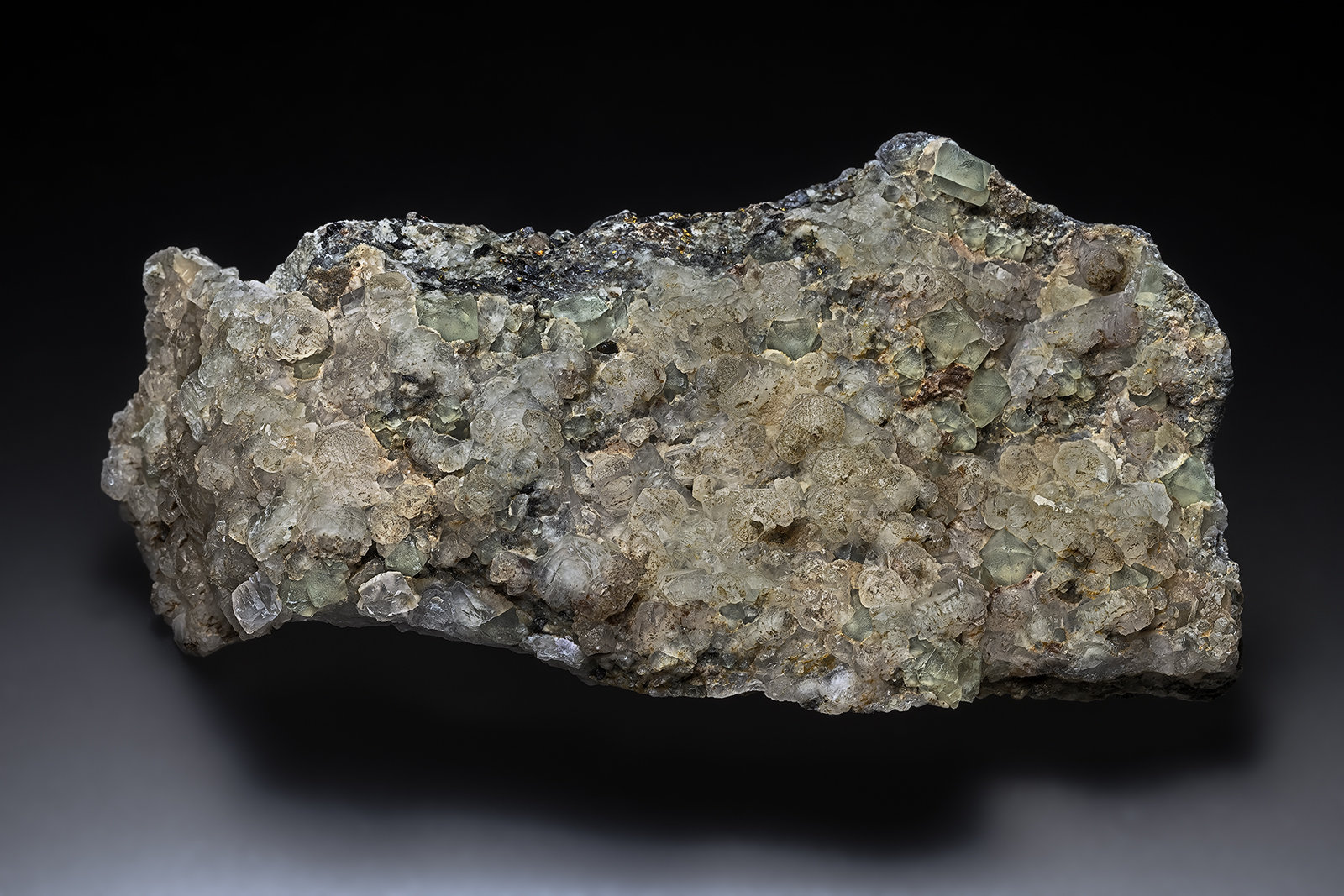 Fluorite, Calcite
10.8 x 5.8 cm
(Autor: am mizunaka)