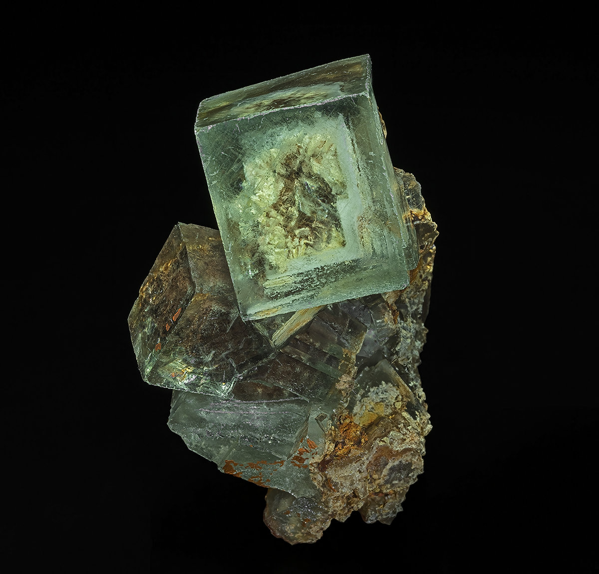 Fluorite
6.2 x 4.3 cm
(Autor: am mizunaka)