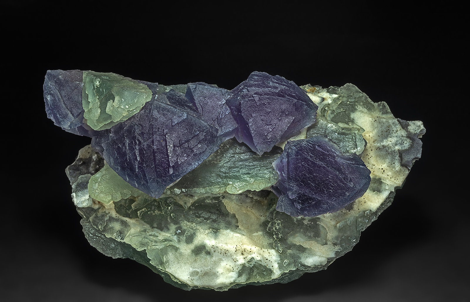 Fluorite
12.4 x 6.7 cm
(Autor: am mizunaka)
