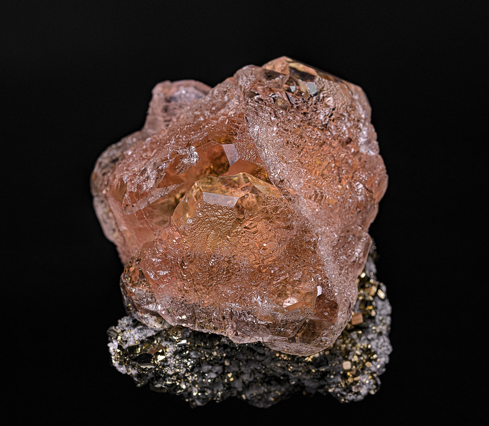 Fluorite, Pyrite
4.9 x 3.6 cm
(Autor: am mizunaka)