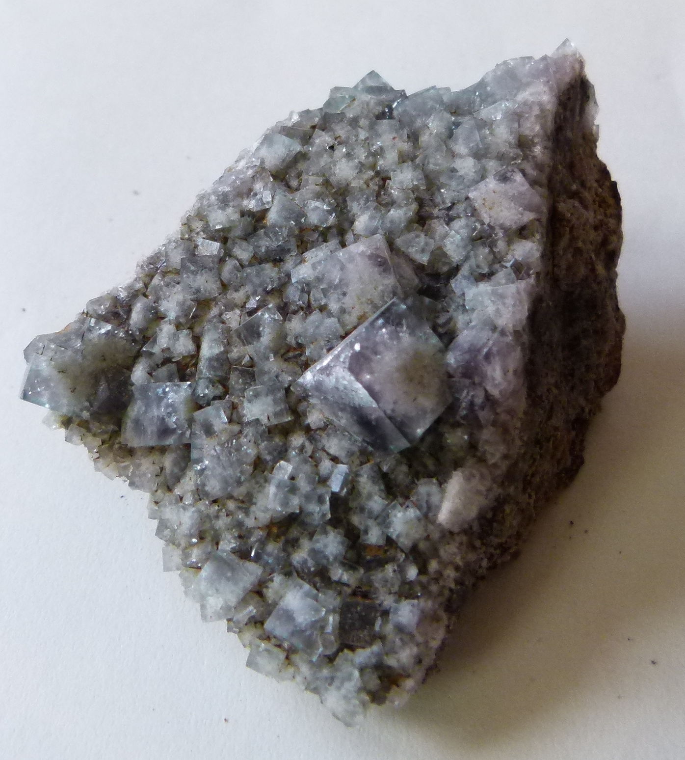 Fluorite
6 x 4 x 2.5cm
(Autor: captaincaveman)