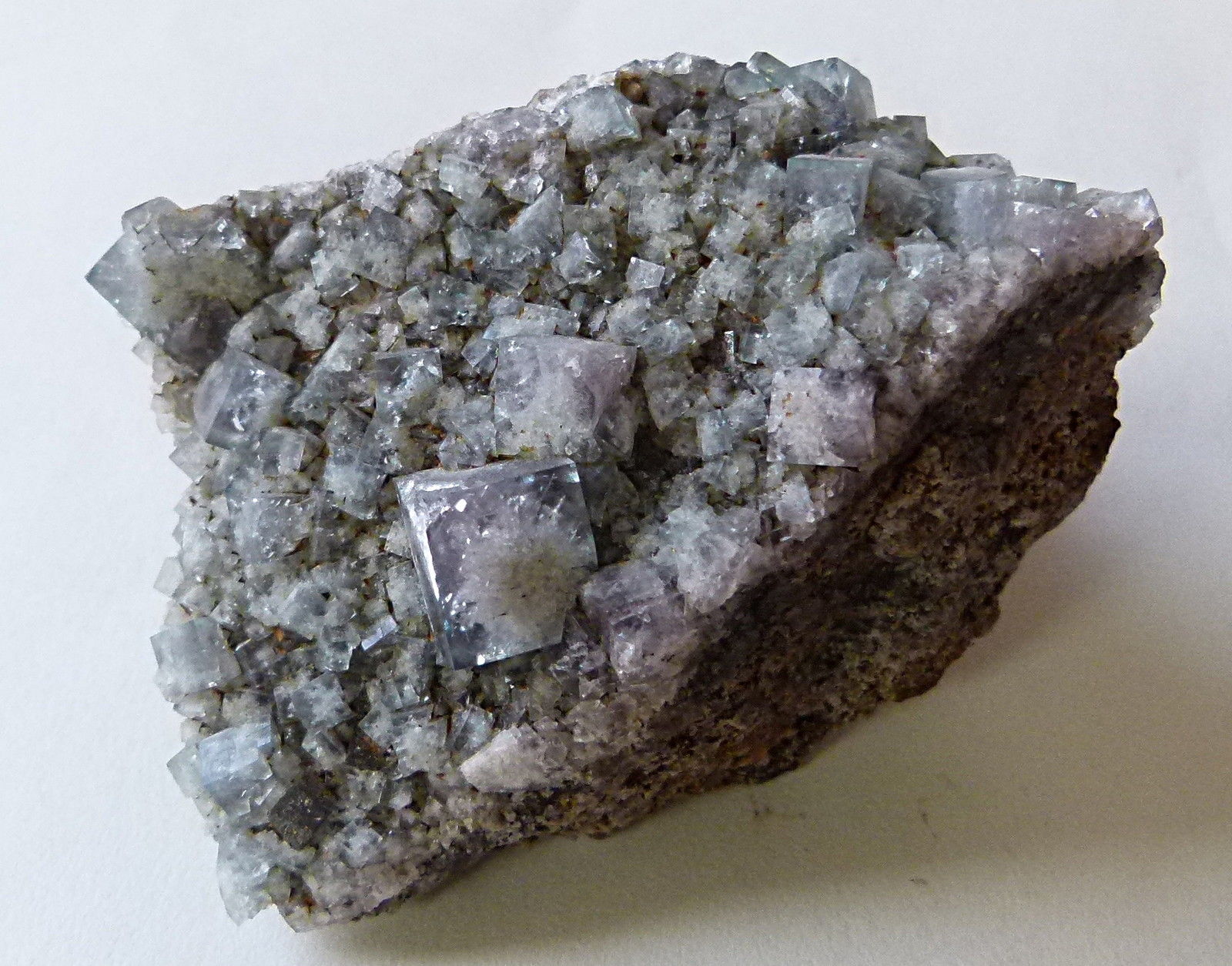 Fluorite
6 x 4 x 2.5cm
(Autor: captaincaveman)