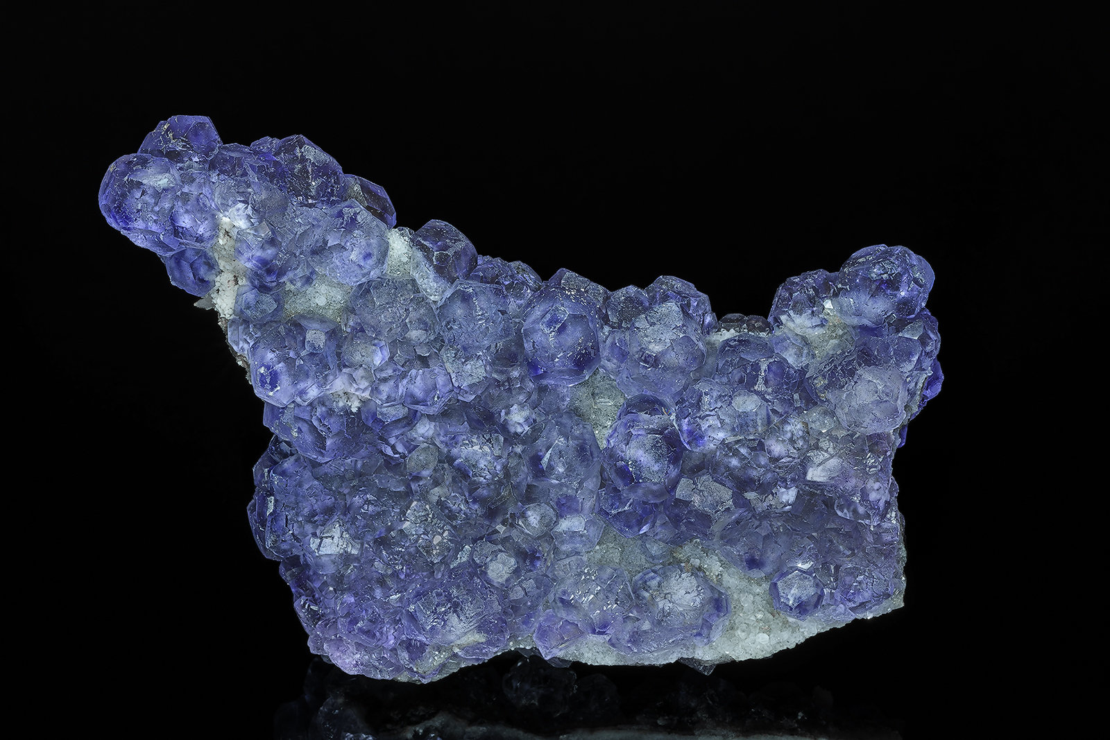 Fluorite, Quartz
13.9 x 9.9 cm
(Autor: am mizunaka)