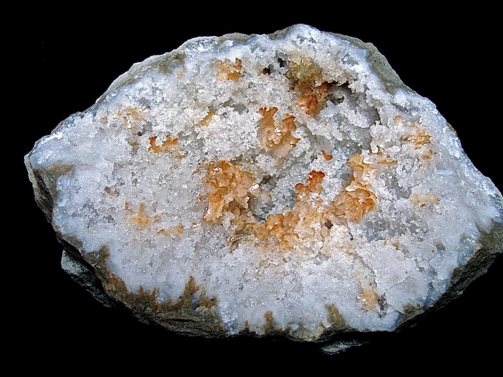 Baryte and Dolomite on Quartz
(Autor: Bob Harman)