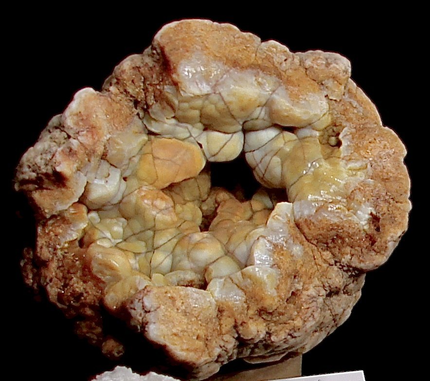 Quartz (variety chalcedony)
full cabinet size, 16 cm
(Autor: Bob Harman)