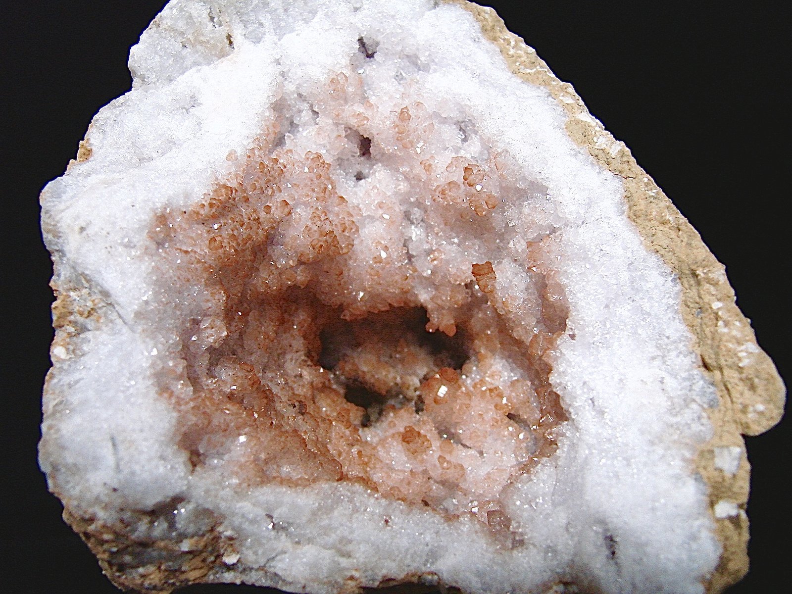 Hematite on Quartz
9 cm x 6.5 cm
(Autor: Bob Harman)