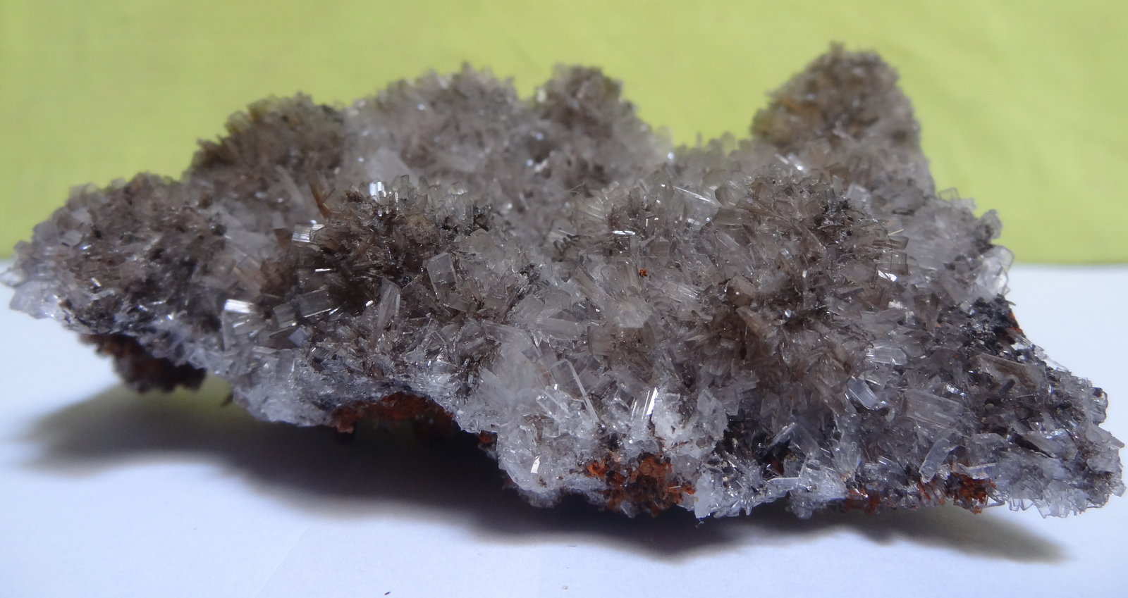 Gypsum on Limonite
9 x 7 x 6cm
(Autor: Dave van Bladel)