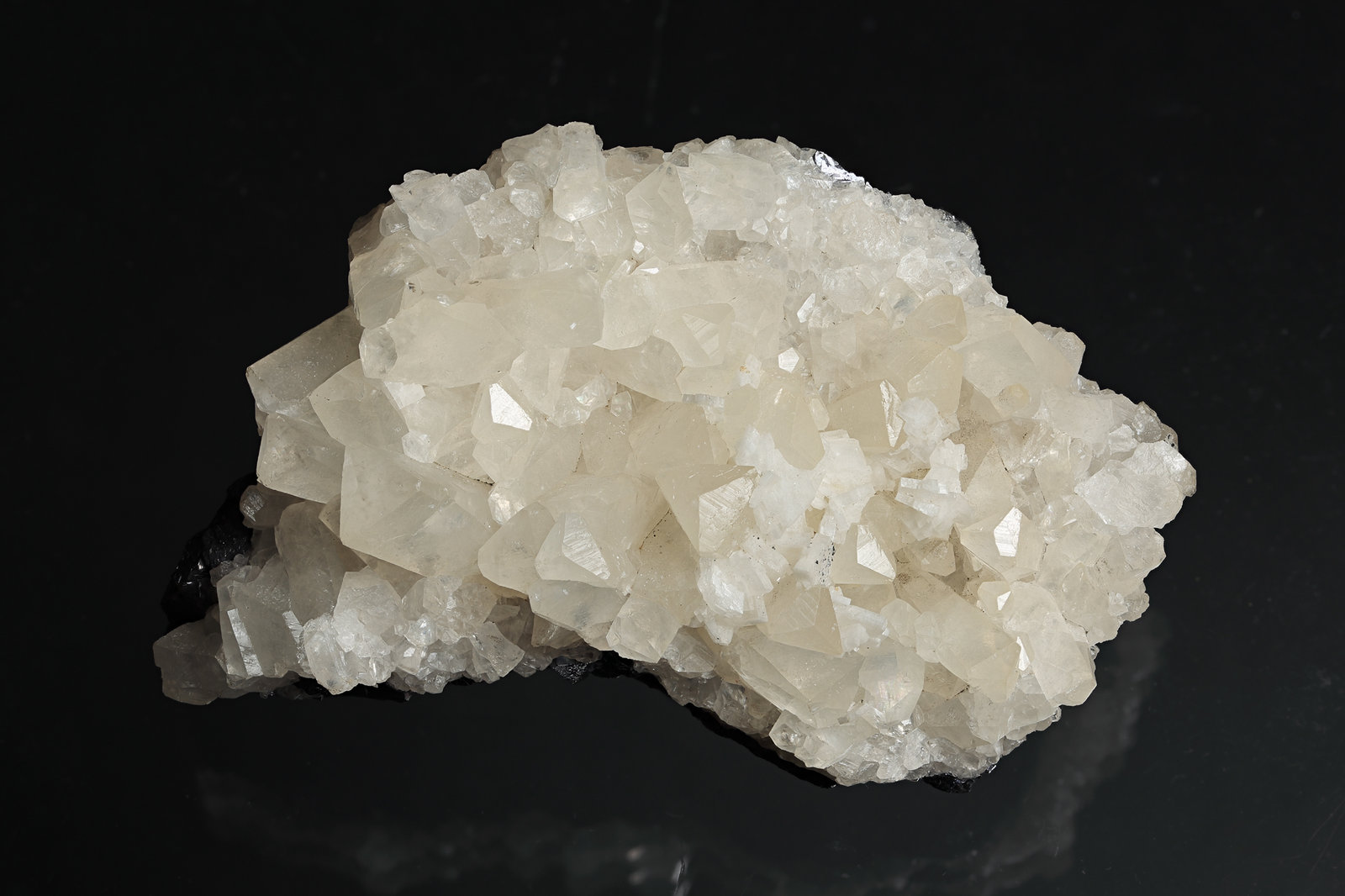 Calcite
100 mm x 55 mm x 50 mm
(Autor: Andy Lawton)