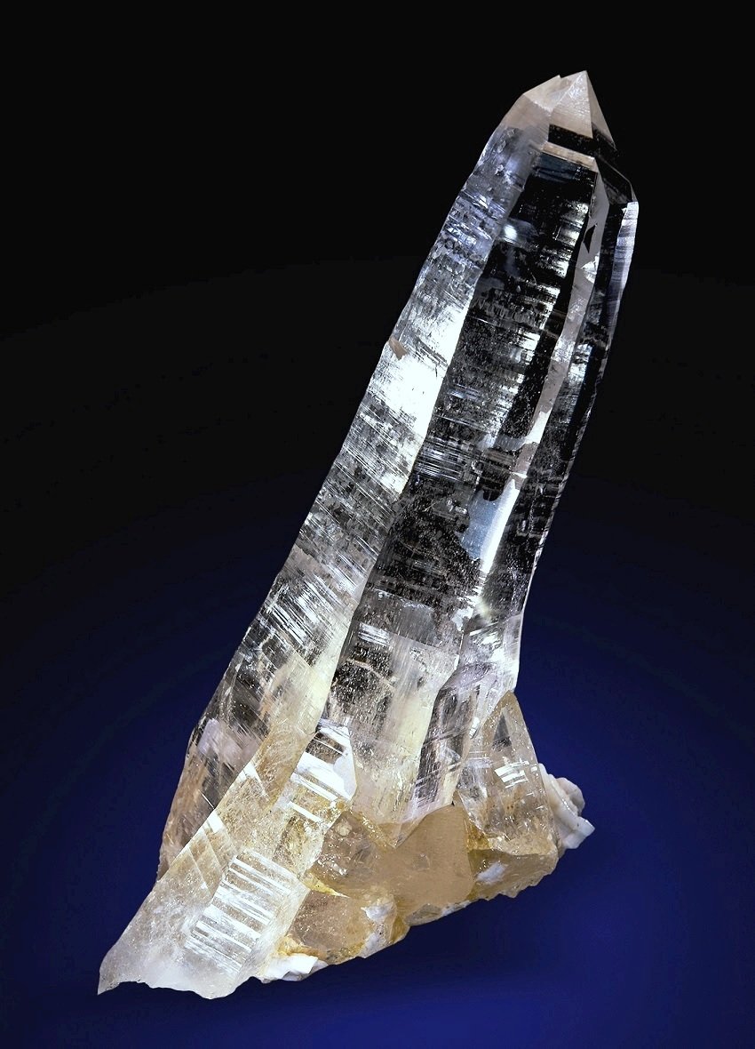 Quartz
Specimen height 11,5 cm
(Autor: Tobi)