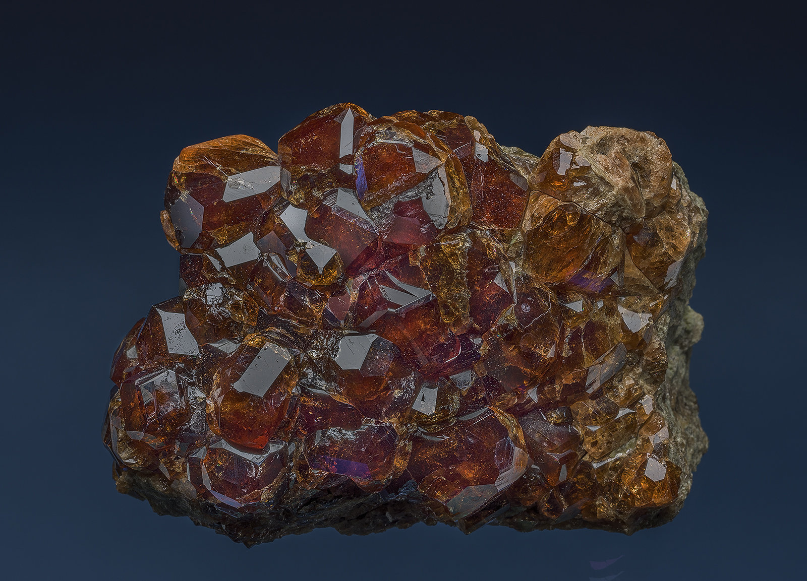 Grossular
6.0 x 4.3 cm
(Autor: am mizunaka)