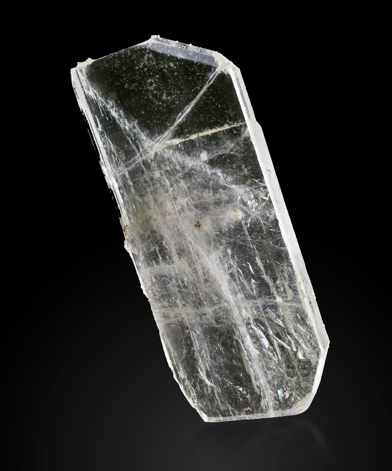Hambergite
10,5 x 1,5 x 21,5 cm
(Autor: MIM Museum)