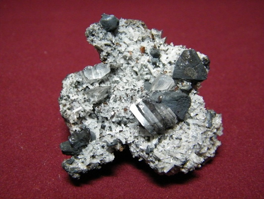 Cerussite
60x60mm
(Autor: Heimo Hellwig)