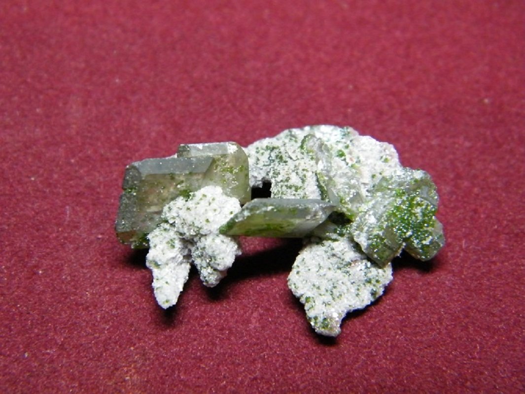 Wulfenite
30x20mm
(Autor: Heimo Hellwig)