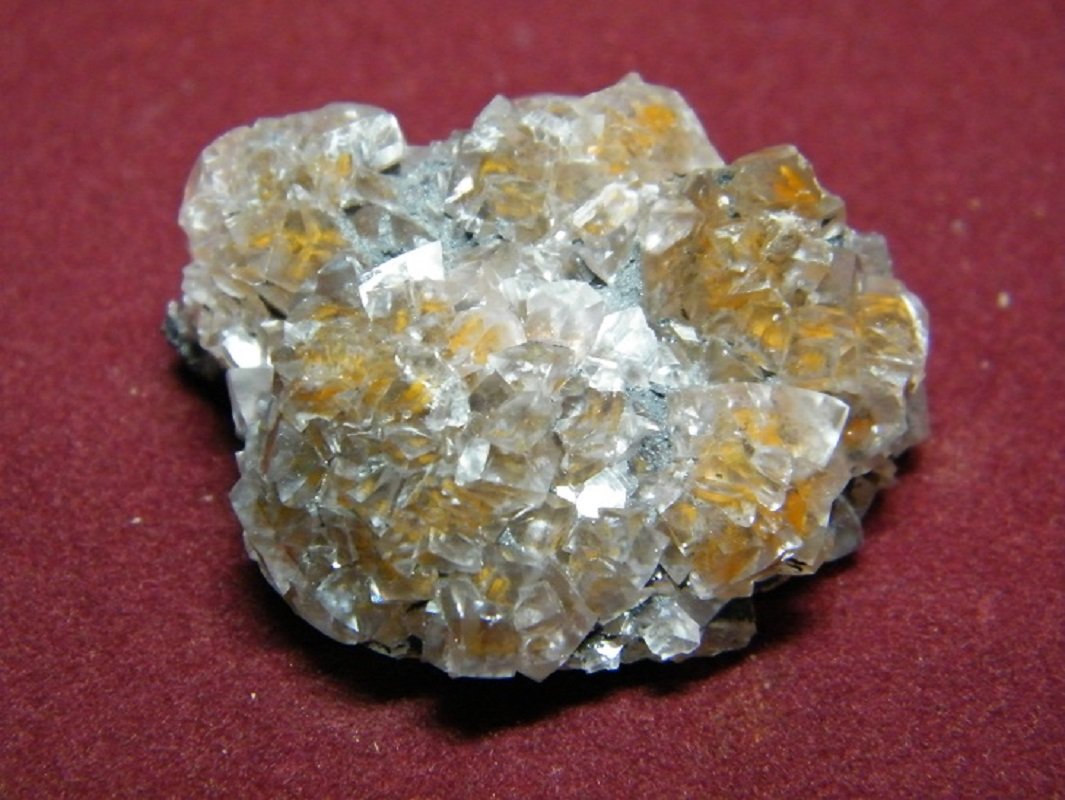 Smithsonite
40x40mm
(Autor: Heimo Hellwig)