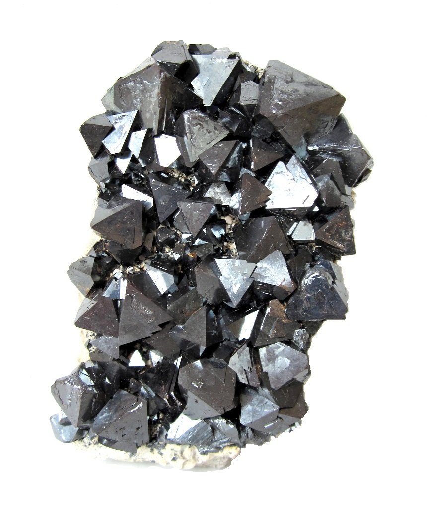 Magnetite
Specimen height 9,5 cm, largest crystal 2 cm
(Autor: Tobi)