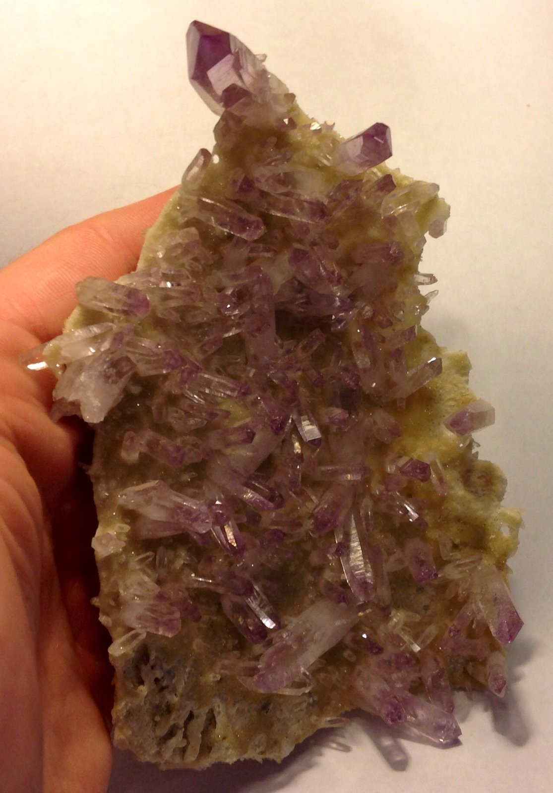 Quartz (variety amethyst )
15 cm
(Autor: JC)