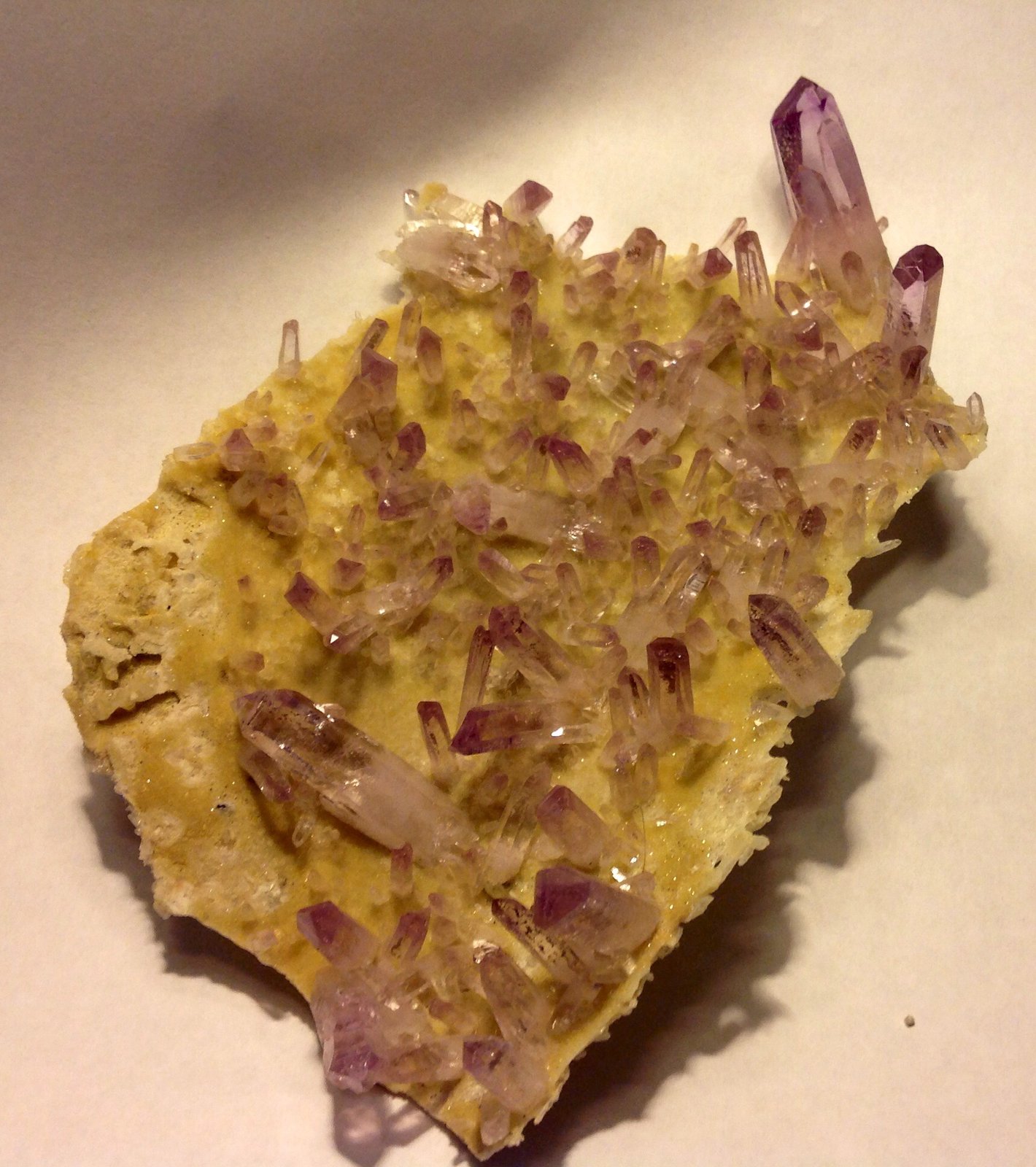 Quartz (variety amethyst )
15 cm
(Autor: JC)
