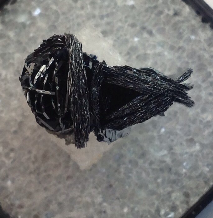 Hematite
2 cm
(Autor: JC)