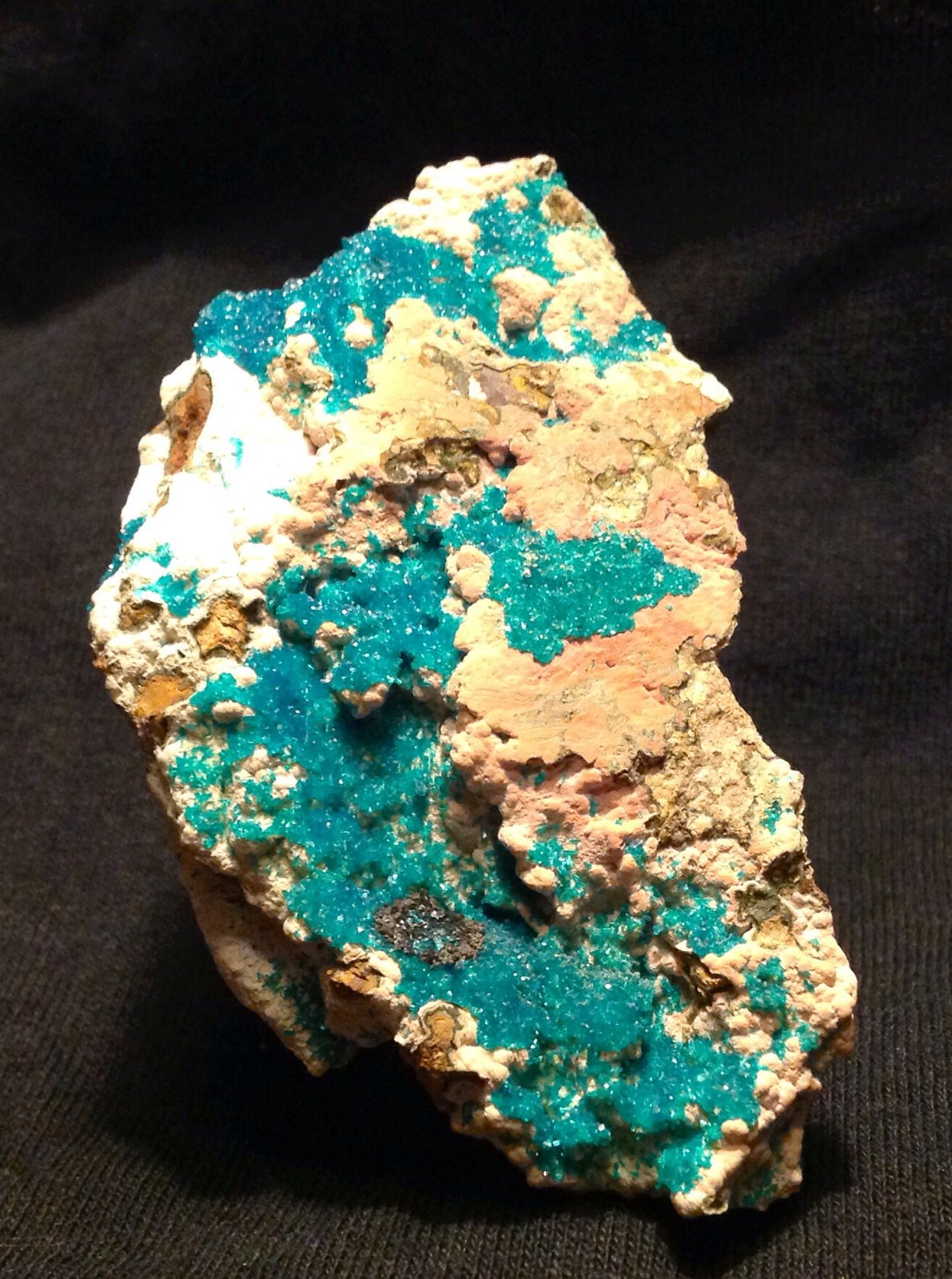 Dioptase
7.5 x 4 x 2 cm
(Autor: JC)