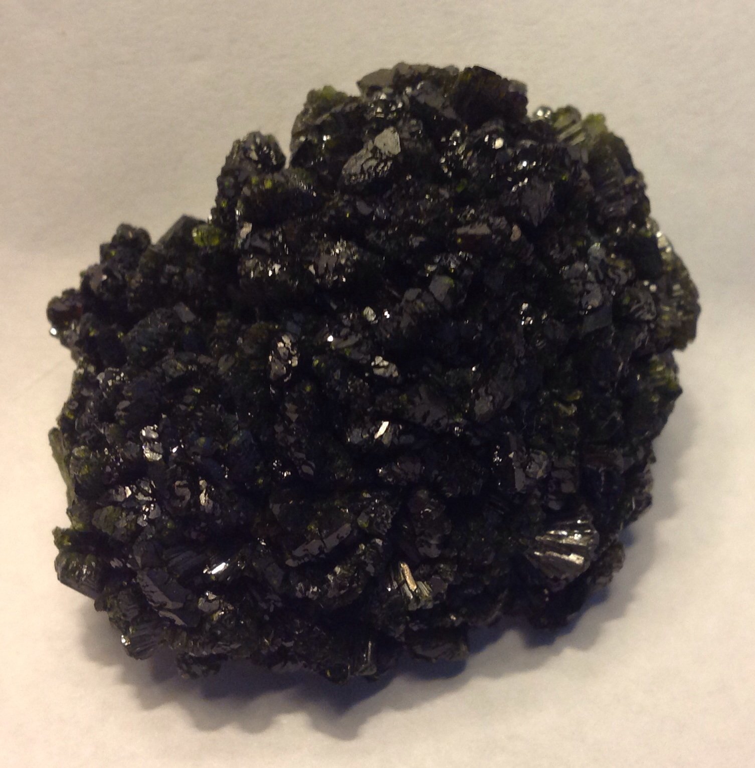 Epidote
4.4 cm
(Autor: JC)