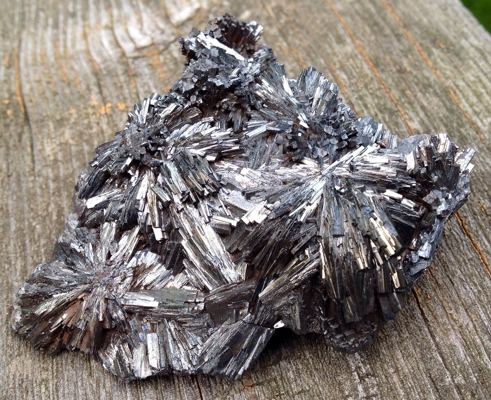 Manganite
7 x 5.8 cm
(Autor: JC)