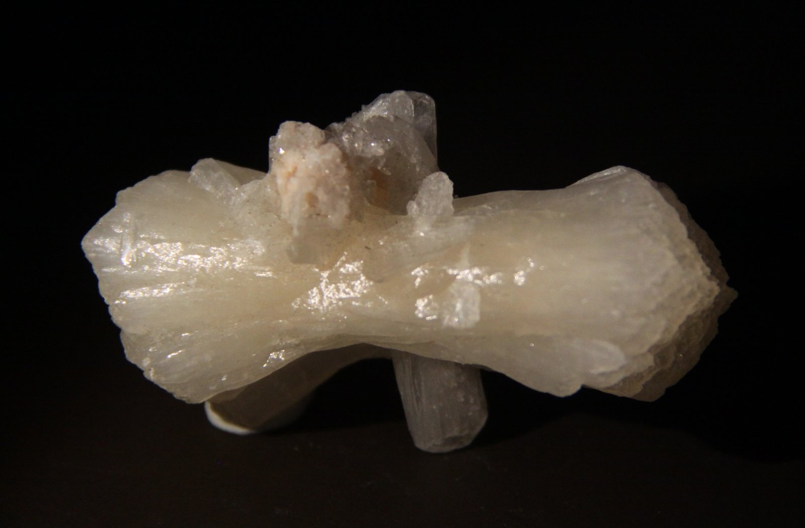 Stilbite-Ca
63mm x 39mm x 24mm
(Autor: Firmo Espinar)