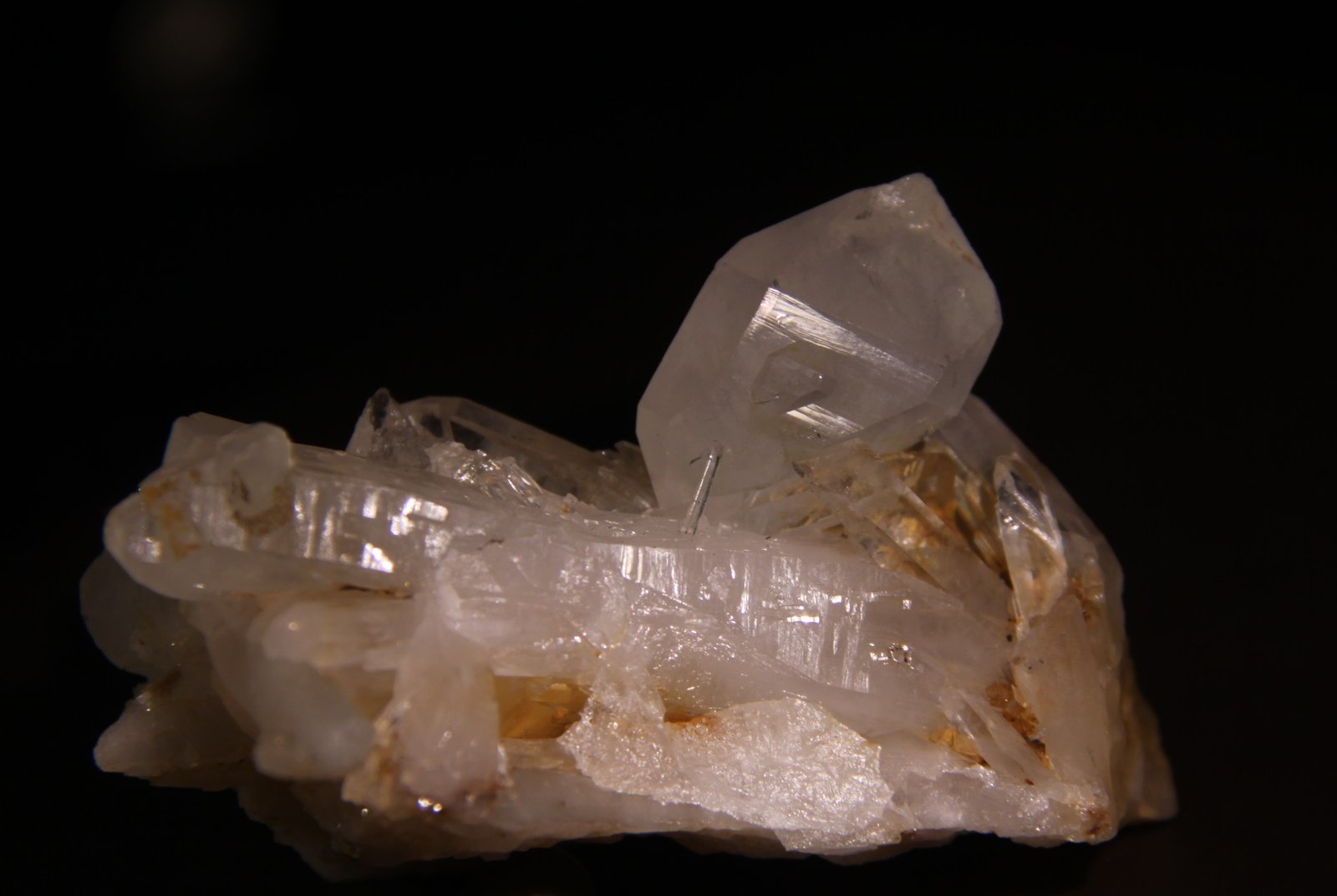 Quartz
75mm x 44mm x 48mm
(Autor: Firmo Espinar)