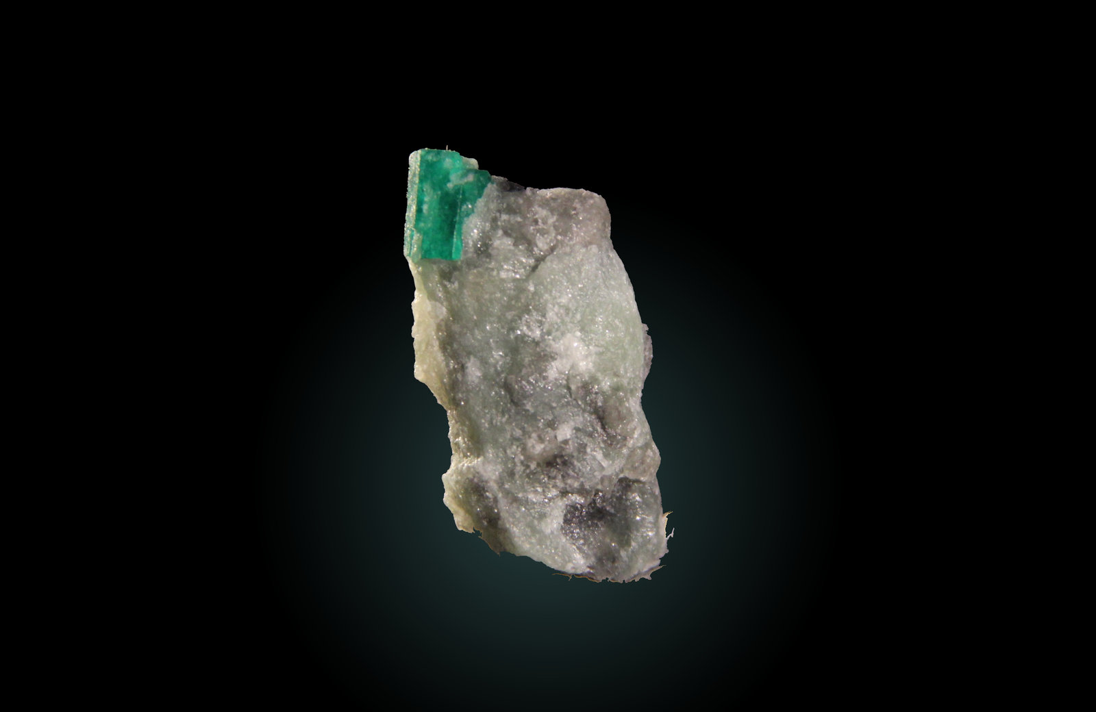 Beryl (variety emerald)
17mm x 35mm x 12mm
(Autor: Firmo Espinar)