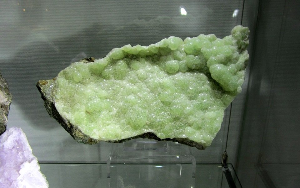 Prehnite
approx. 25 cm
(Autor: Tobi)