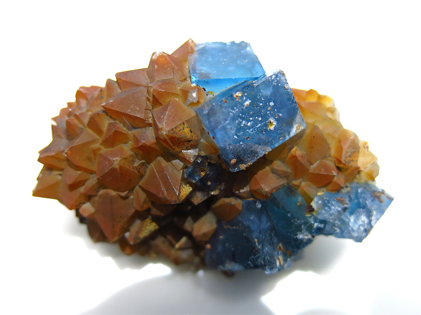 Fluorite, Quartz
7 x 5 cm
(Autor: Jean Suffert)