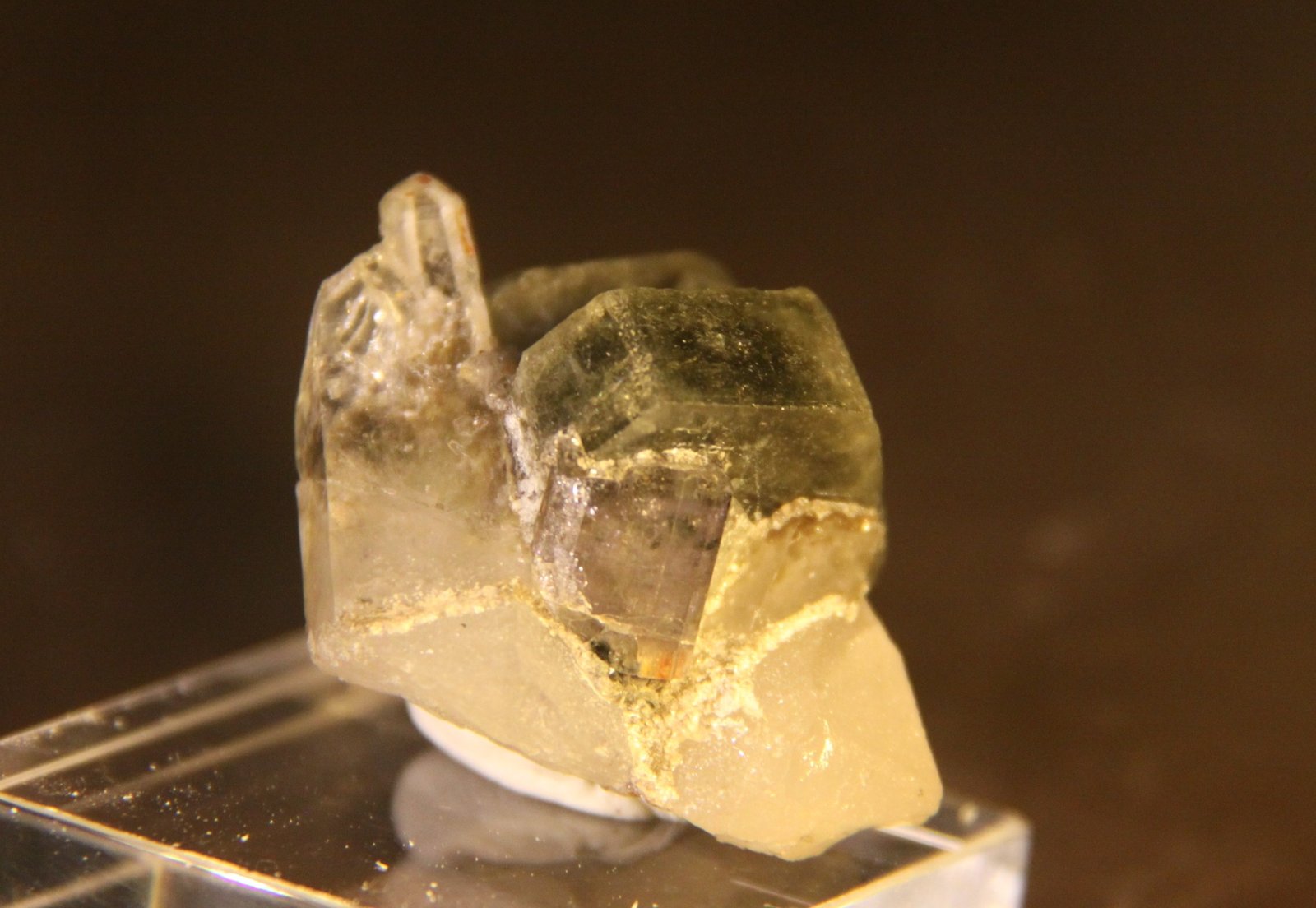Fluorapatite and Quartz
44mm x 34mm x 38mm
(Autor: Firmo Espinar)