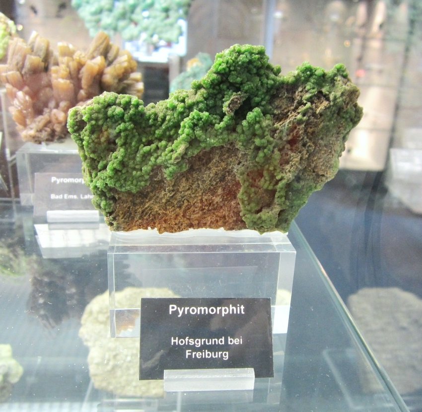 Pyromorphite
Specimen size ~ 10 cm
(Autor: Tobi)