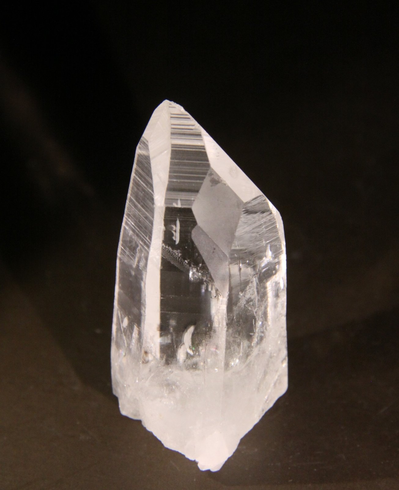 Quartz
27mm x 54mm x 23mm
(Autor: Firmo Espinar)