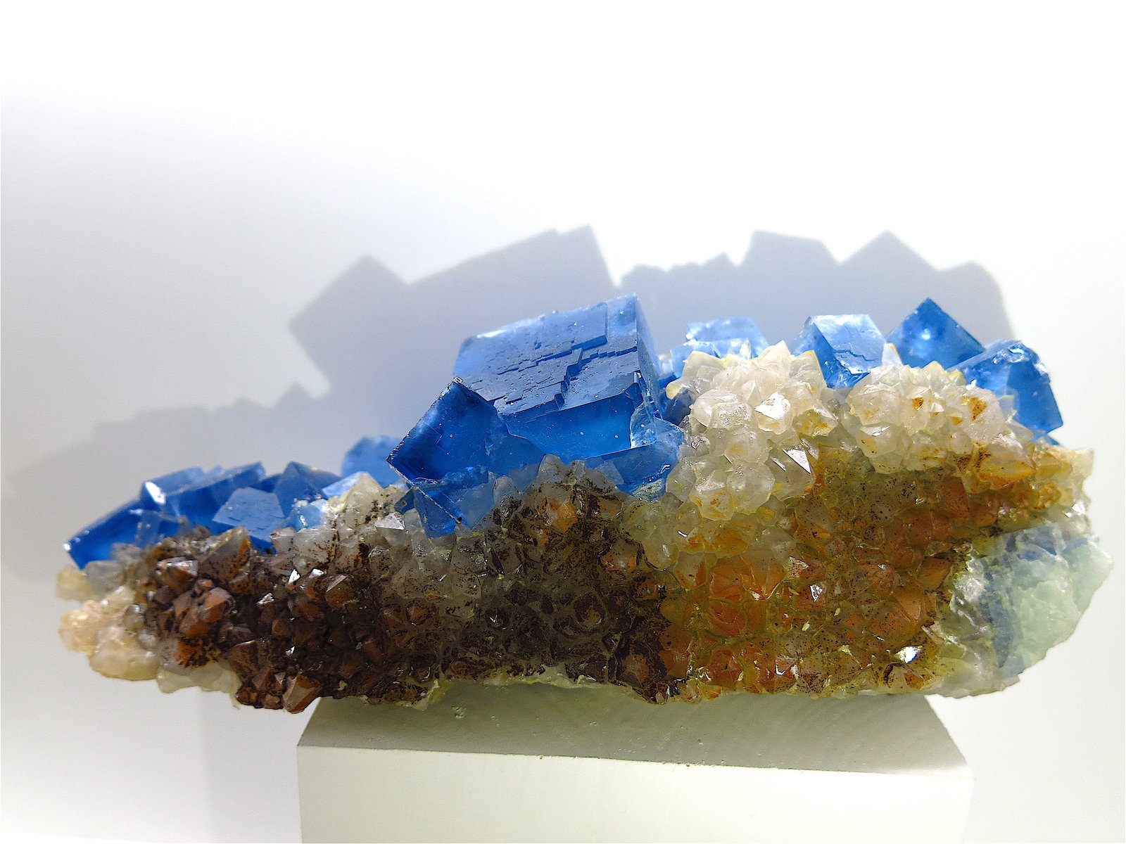 Fluorite, Quartz
22 x 8 x 8 cm
(Autor: Jean Suffert)