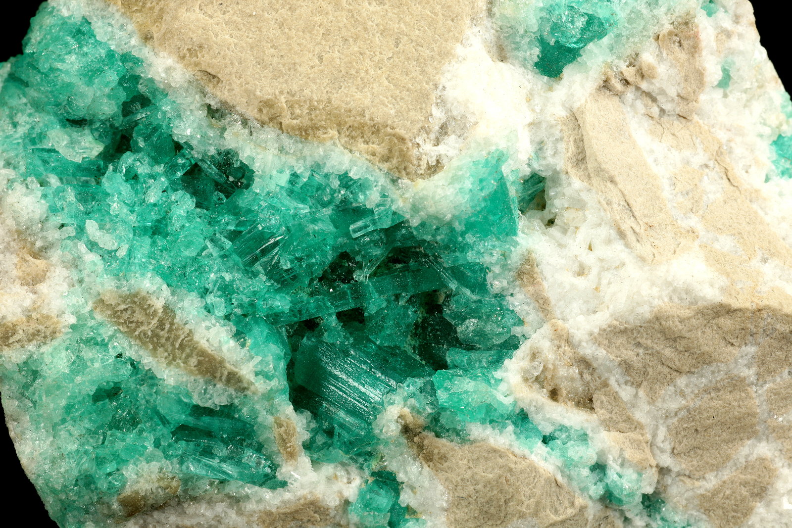 Beryl (variety emerald), Calcite
Detail
(Autor: Fiebre Verde)