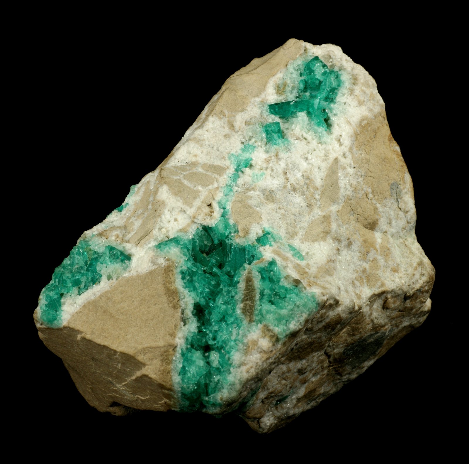 Beryl (variety emerald), Calcite
70x45x60mm
(Autor: Fiebre Verde)