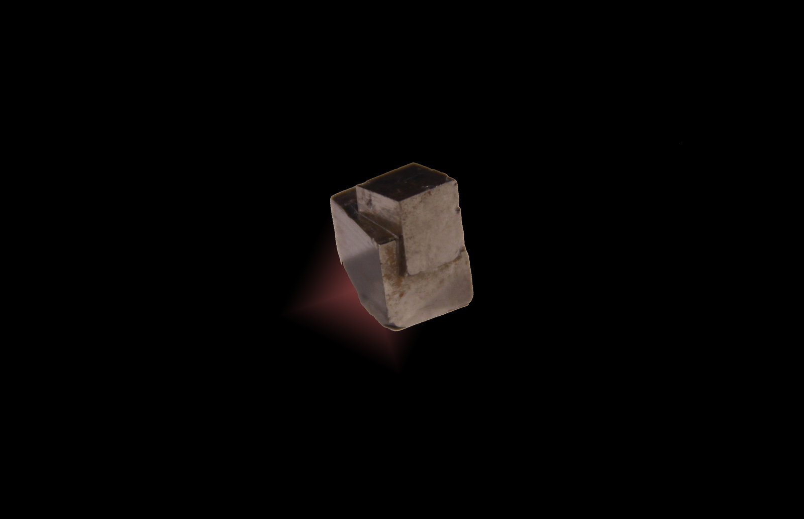 Pyrite
15mm x 22mm x 18mm
(Autor: Firmo Espinar)
