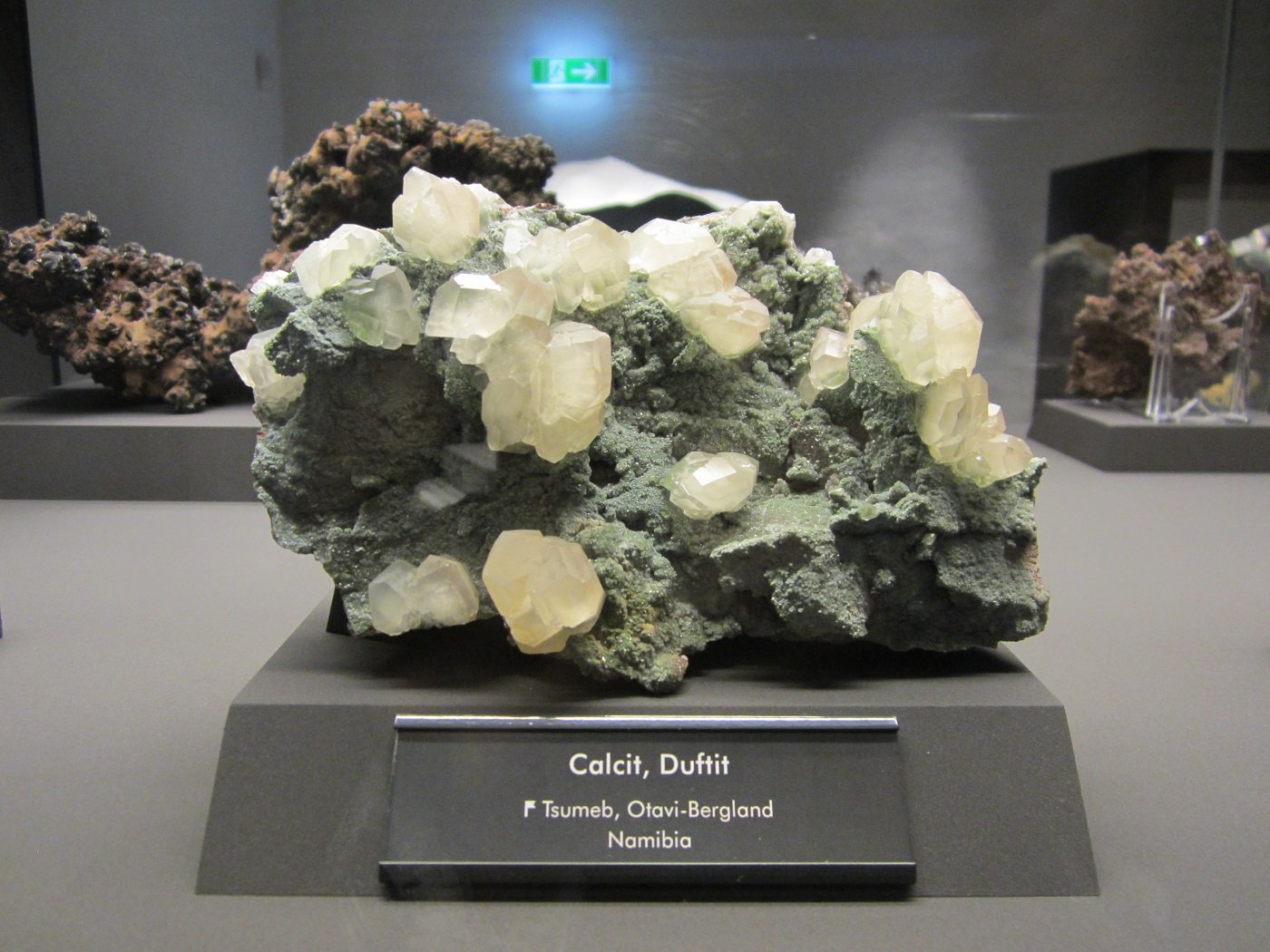 Calcite, Duftite
(Autor: Tobi)
