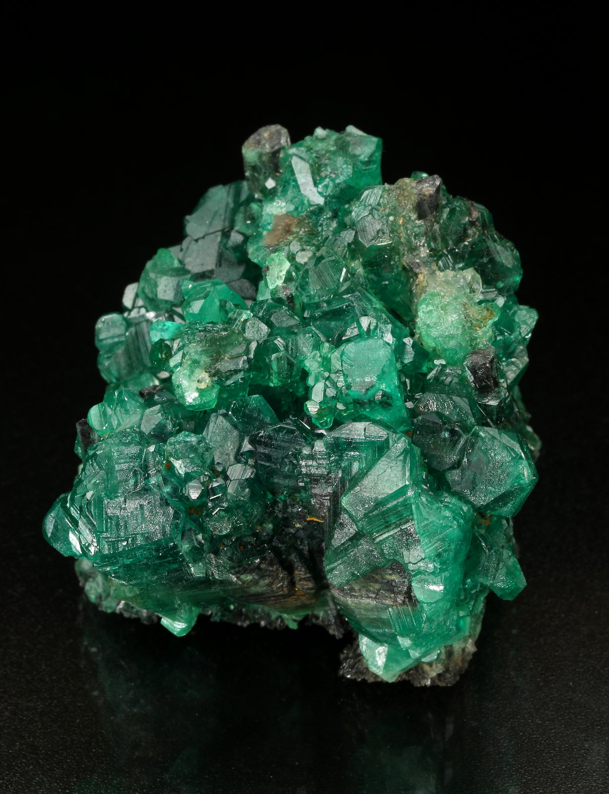 Beryl (variety emerald)
Cluster=43x36x38mm
(Autor: Fiebre Verde)