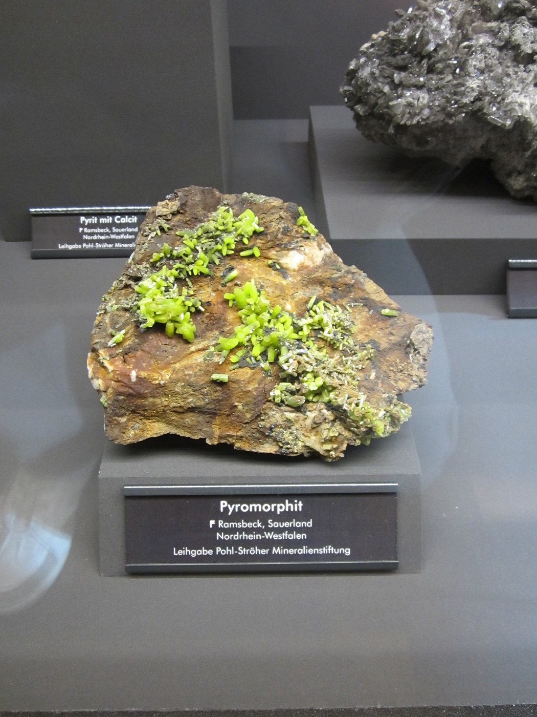 Pyromorphite
Specimen size ~ 12 cm
(Autor: Tobi)