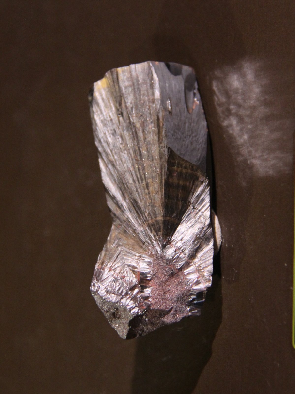Hematite
32mm x 62mm x 20mm
(Autor: Firmo Espinar)