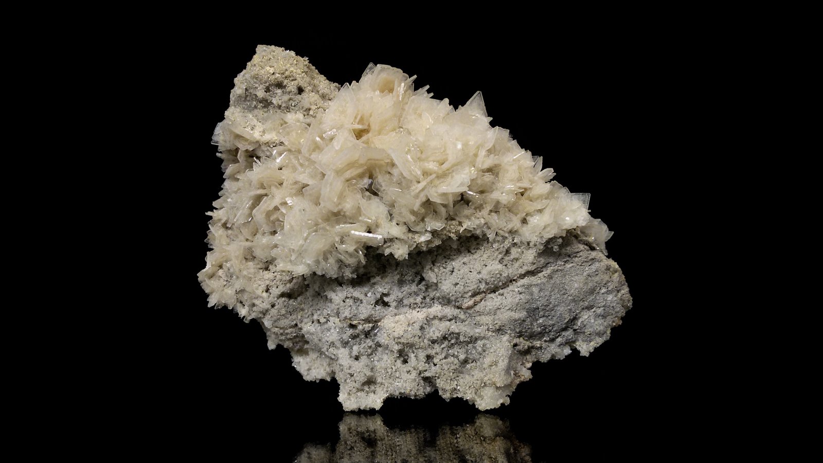 Baryte
mm.65x60x40
(Autor: Diego Pucci)