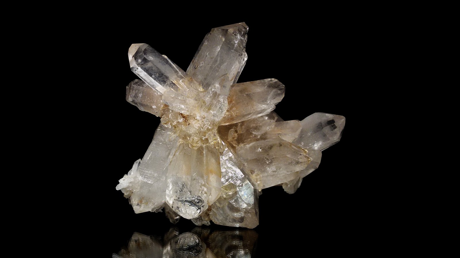 Quartz
mm.100x90x45
(Autor: Diego Pucci)
