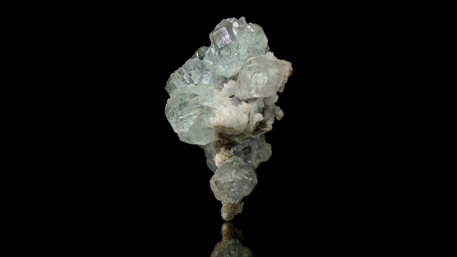 Fluorite
mm.50x45x30
(Autor: Diego Pucci)