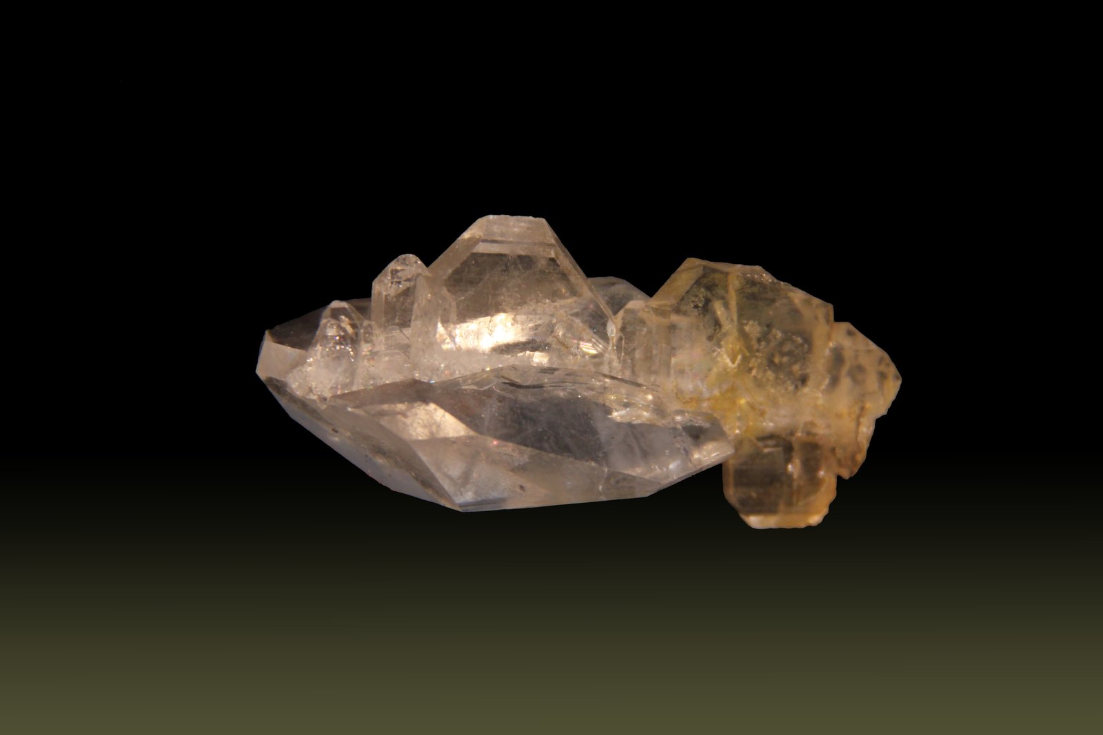 Quartz
52mm x 25mm x 24mm
(Autor: Firmo Espinar)