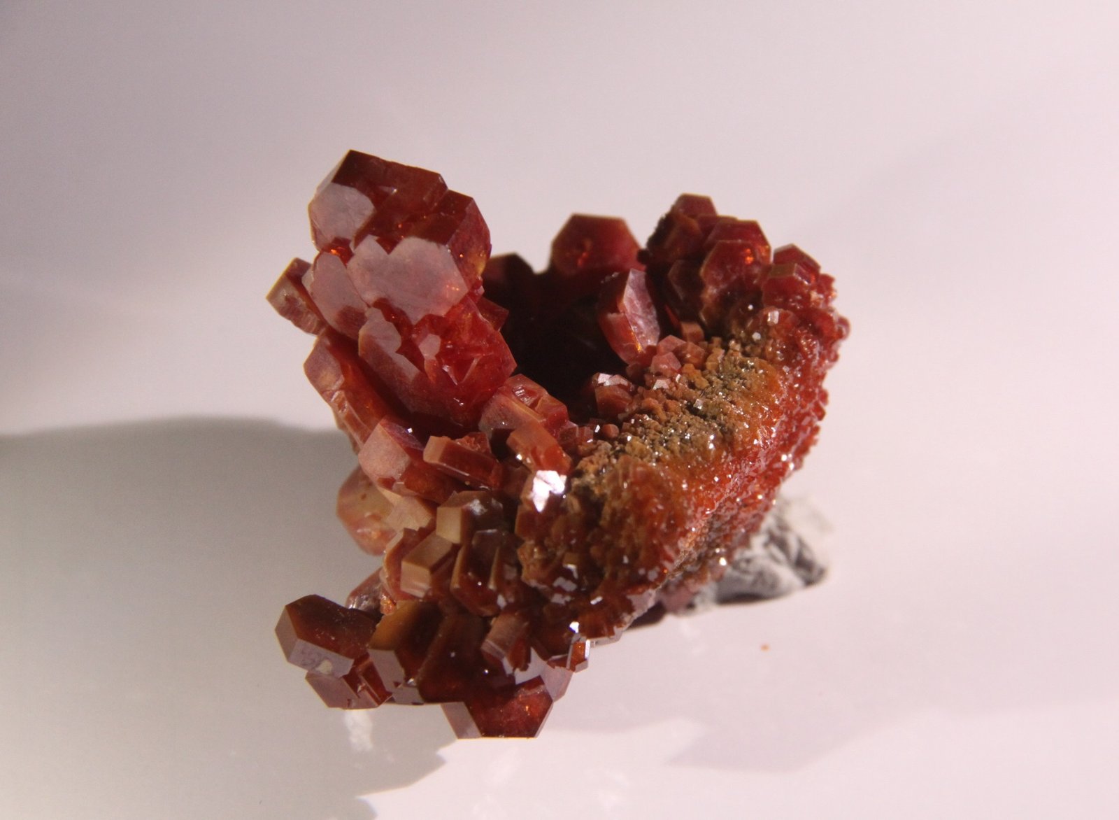 Vanadinite
46mm x 49mm x 35mm
(Autor: Firmo Espinar)