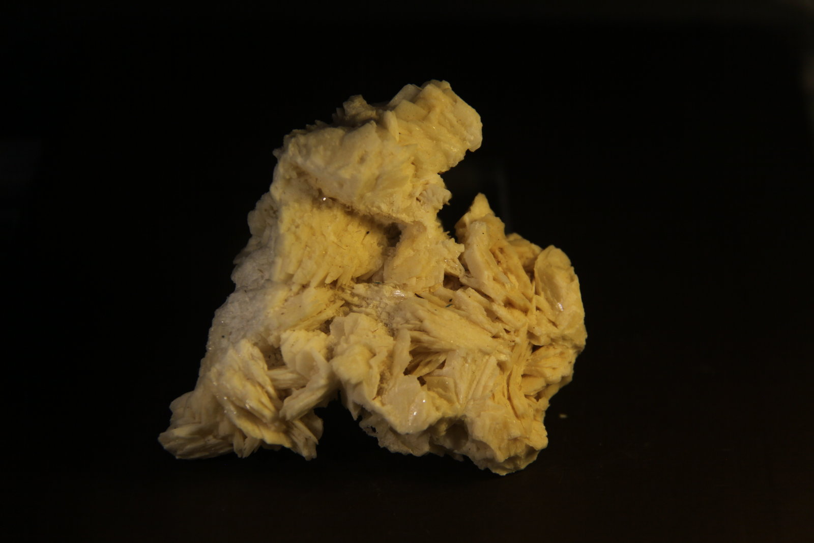 Baryte
65mm x 68mm x 33mm
(Autor: Firmo Espinar)