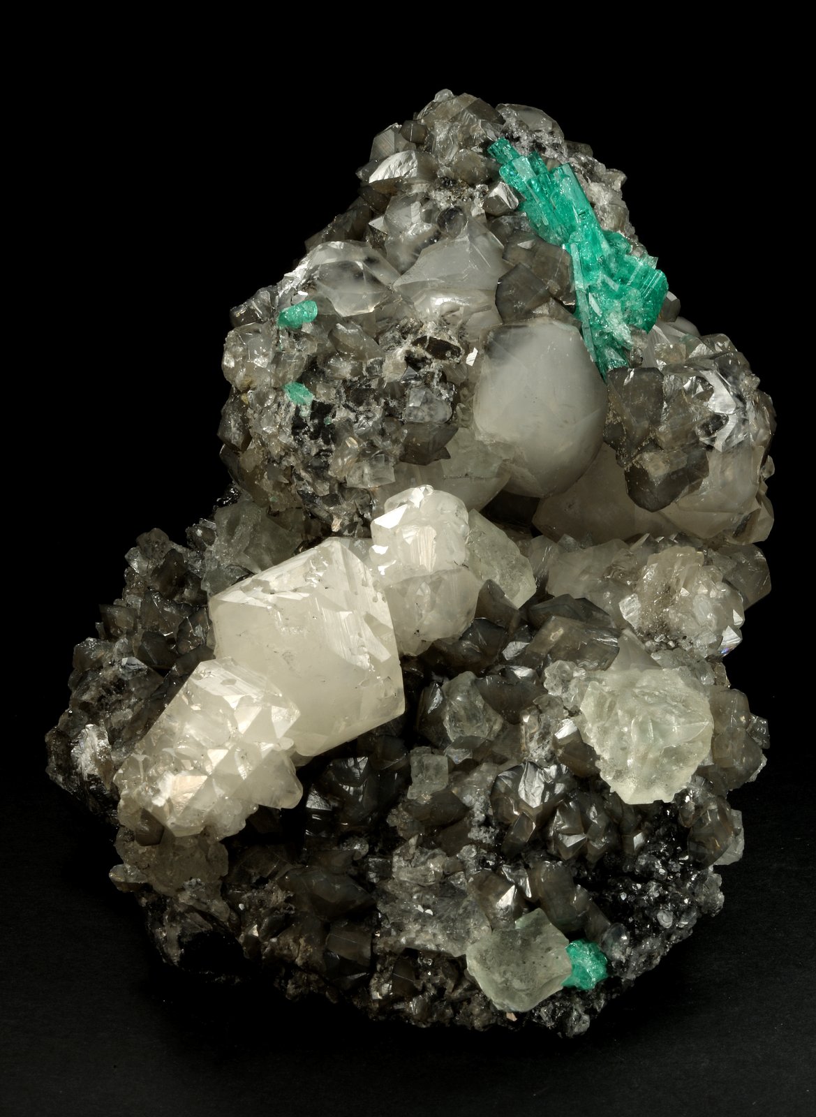 Beryl (variety emerald), Calcite, Fluorite
170x120x95mm, aggregate=50x22mm
(Autor: Fiebre Verde)