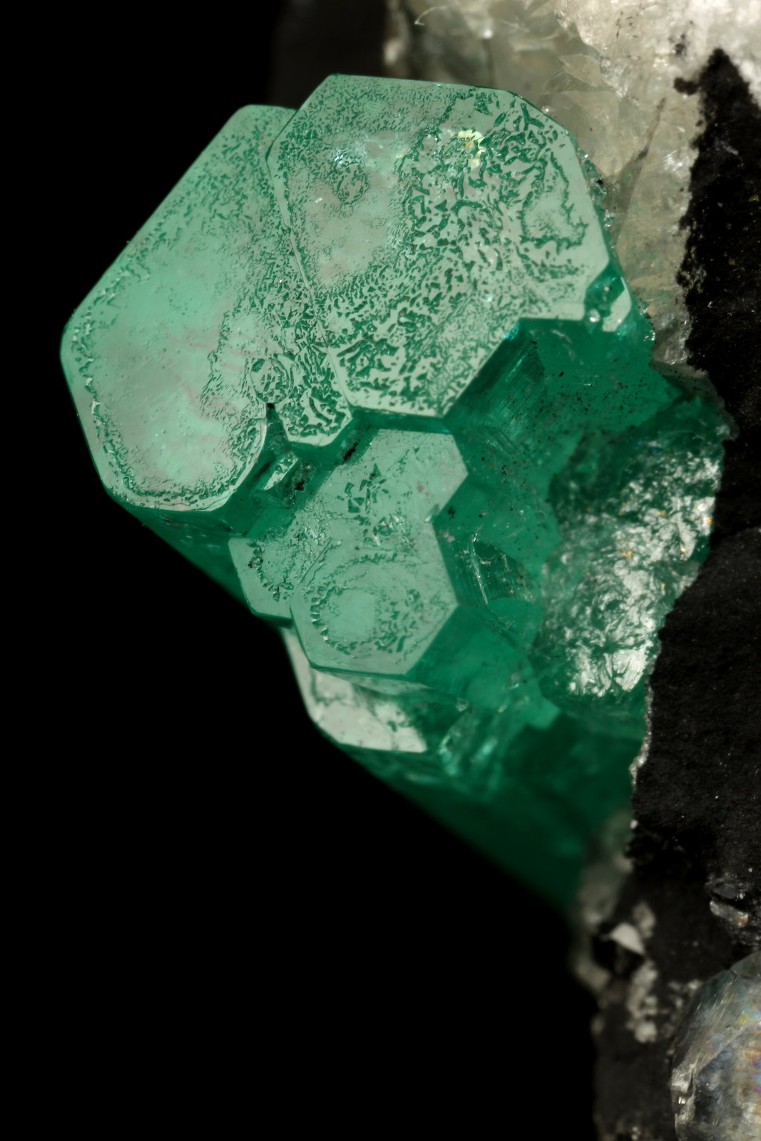 Beryl (variety emerald), Calcite
58x31x34mm, xl aggregate=25x8mm
(Autor: Fiebre Verde)