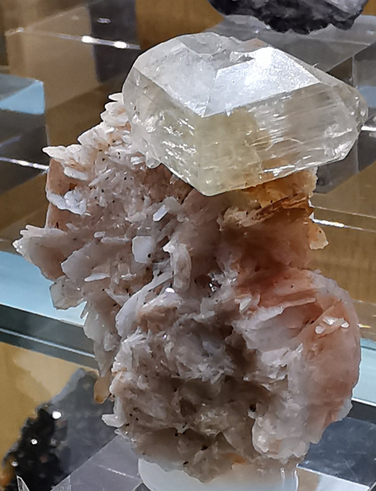 Cerusite
3x5 cm.
(Autor: Enrique Llorens)